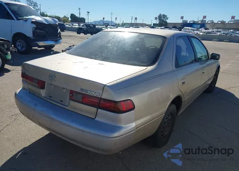 1999 Toyota Camry Le from USA, damaged, VIN JT2BG22K9X0270572